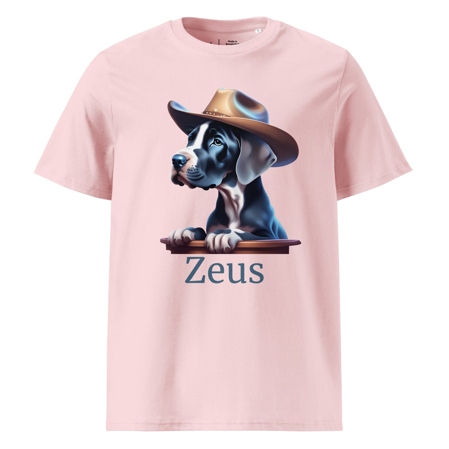 T-shirt rose clair en 100% coton bio avec manche courte et col rond avec un dessin de bébé dogue allemand avec un chapeau de cowboy avec personnalisation du nom de votre dogue
