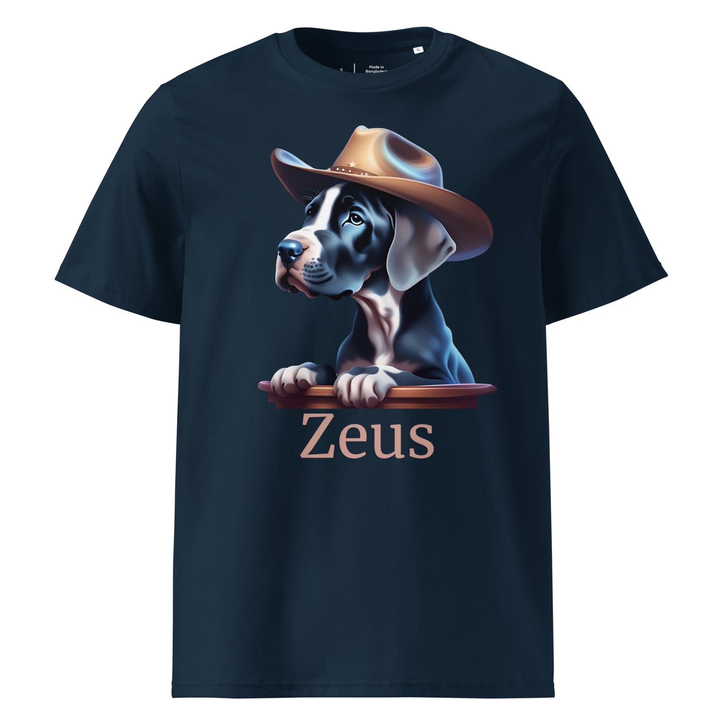 T-shirt bleu marine en 100% coton bio avec manche courte et col rond avec un dessin de bébé dogue allemand avec un chapeau de cowboy avec personnalisation du nom de votre dogue