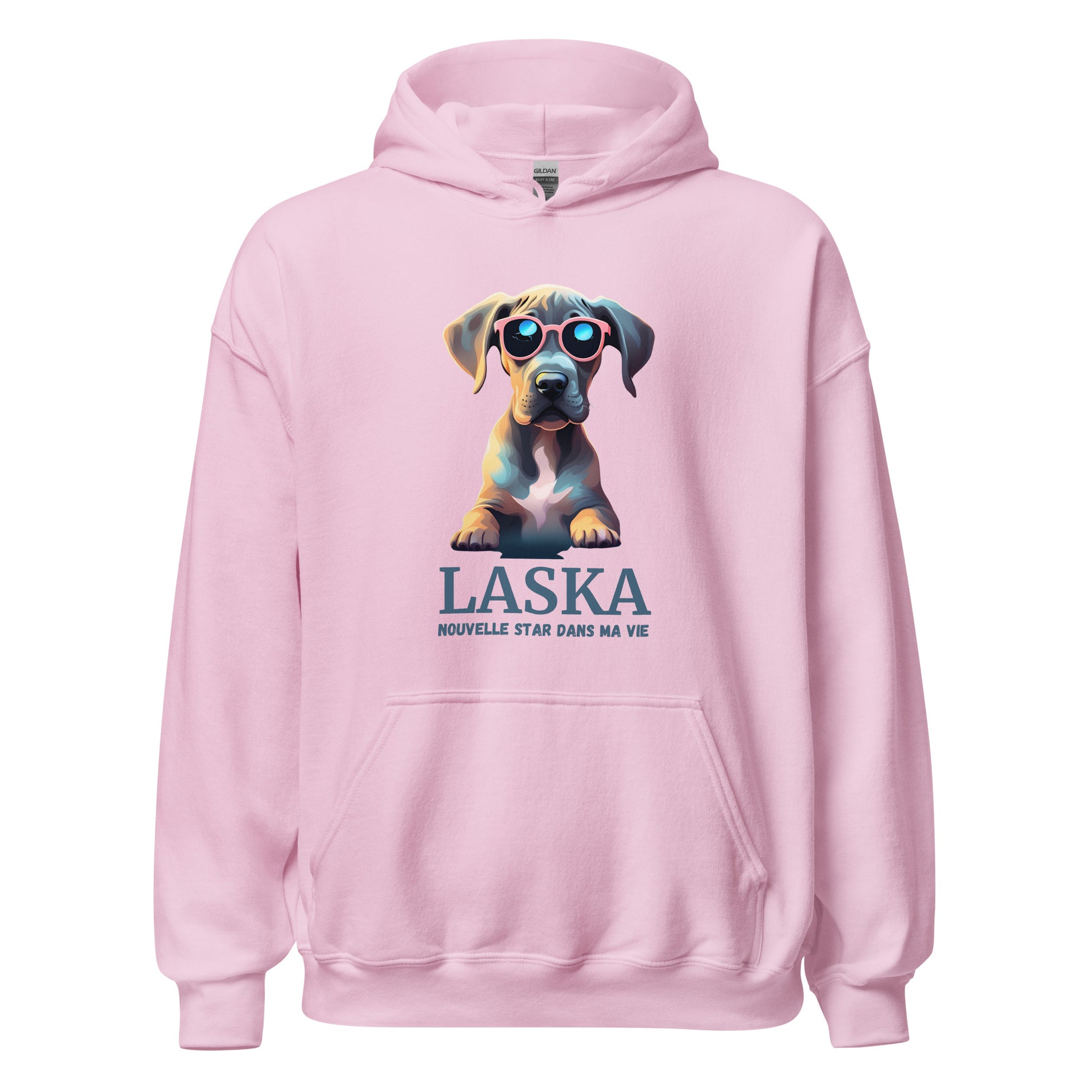 Sweat à capuche avec une poche devant de couleur rose en coton comme dessin un dogue allemand avec des lunettes comme écriture "nouvelle star dans ma vie et une personnalisation avec le nom de son propre dogue