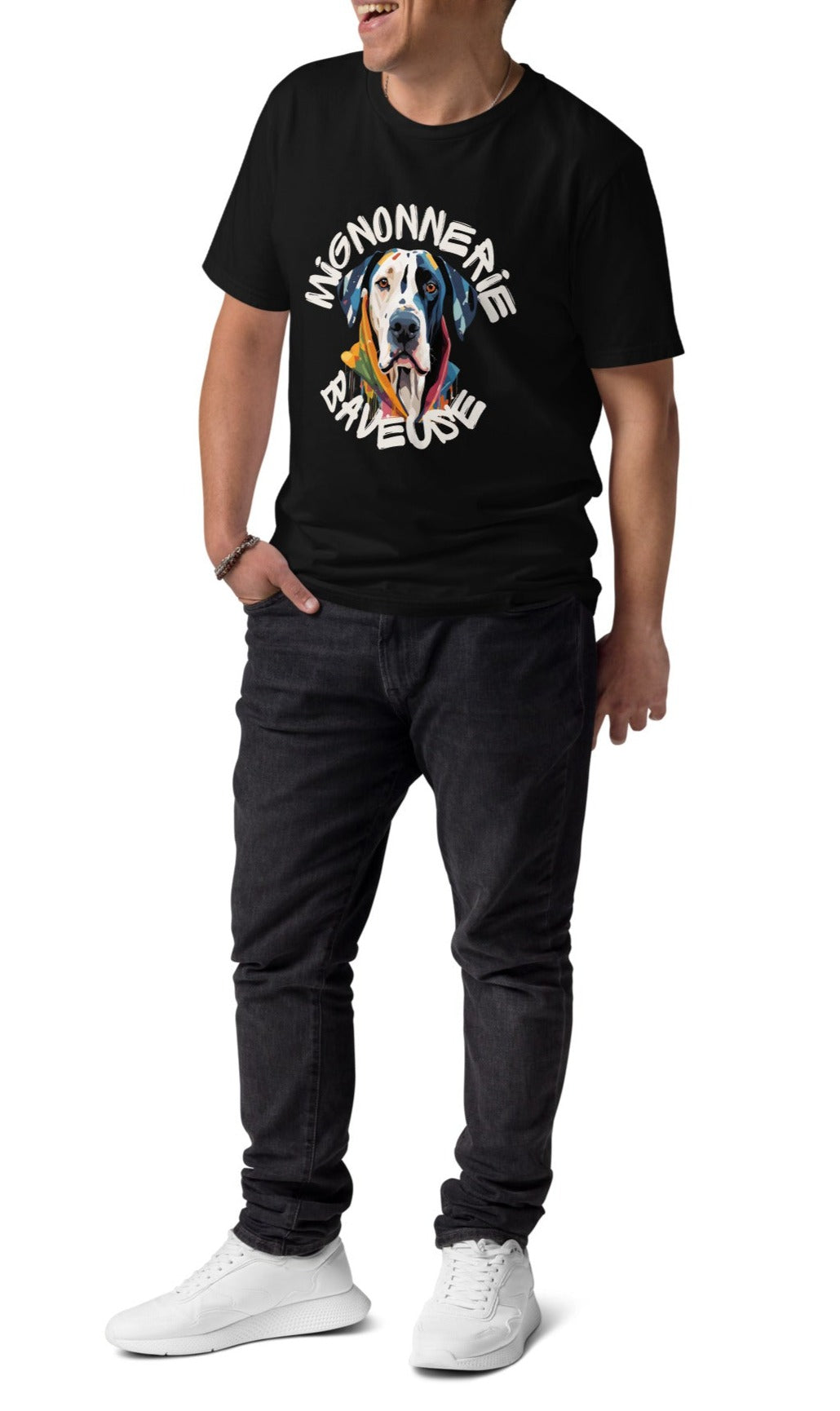 T-shirt couleur noir col rond manche courte 100% coton avec écriture "Mignonnerie Baveuse" autour d'un dessin de dogue allemand arlequin ou boston