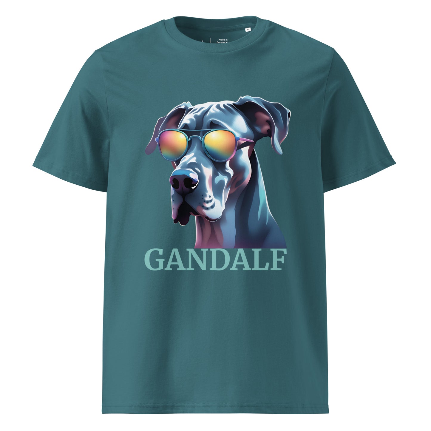 T-shirt adulte manche courte col rond de couleur vert d'eau avec comme dessin un dogue allemand qui a des lunettes de soleil, il est personnalisable avec le nom de votre chien