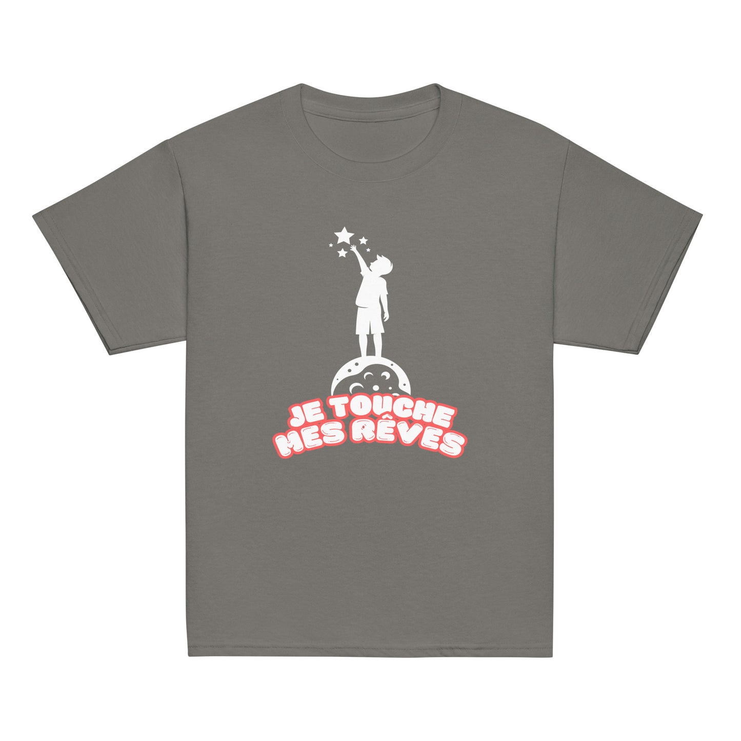 t-shirt de couleur anthracite encolure ronde manche courte dessin enfant qui touche du bout des doigts les étoiles avec inscription : "je touche mes rêves"