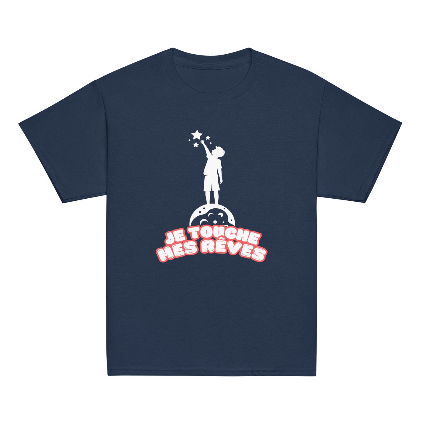 t-shirt de couleur bleu marine encolure ronde manche courte dessin enfant qui touche du bout des doigts les étoiles avec inscription : "je touche mes rêves"